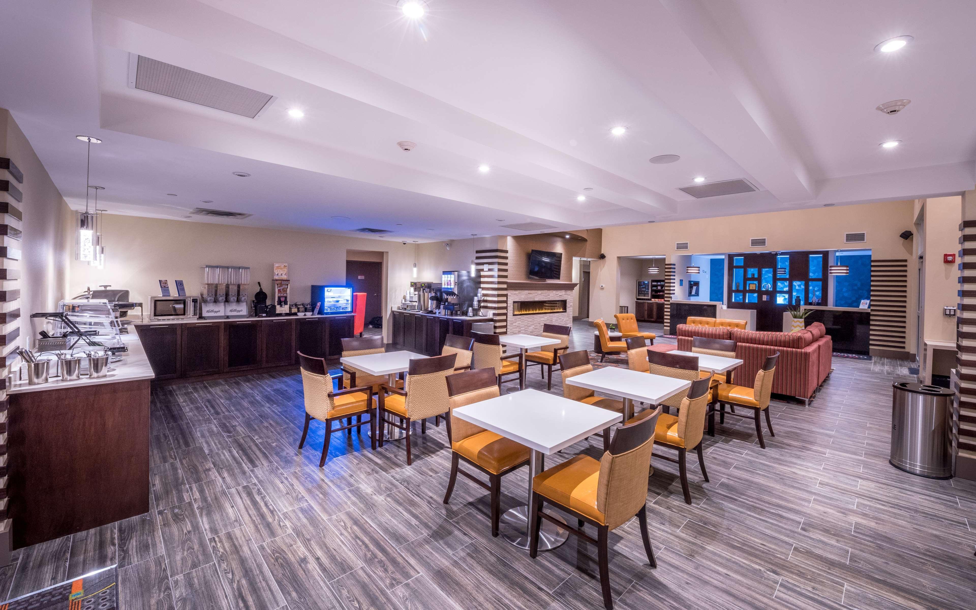 Best Western Plus Chateau Fort St. John Eksteriør bilde