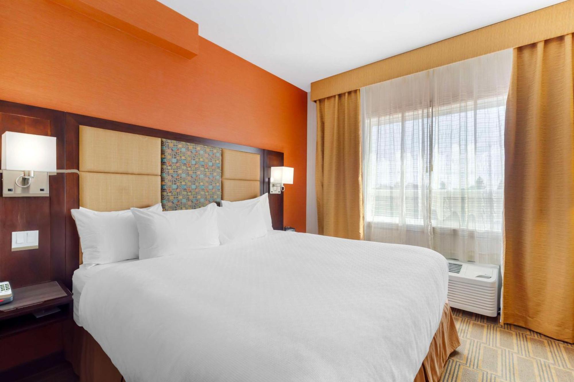 Best Western Plus Chateau Fort St. John Eksteriør bilde