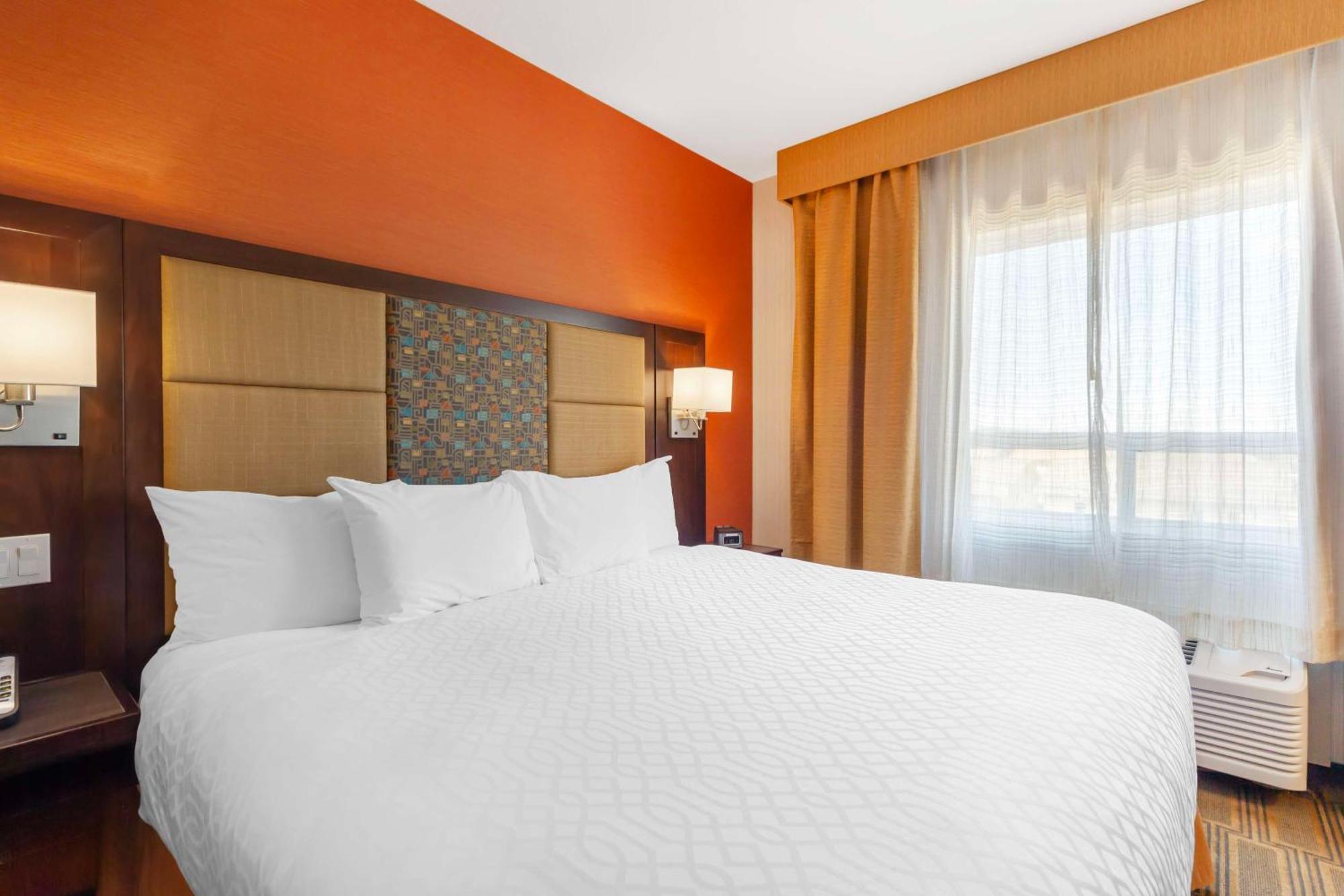 Best Western Plus Chateau Fort St. John Eksteriør bilde